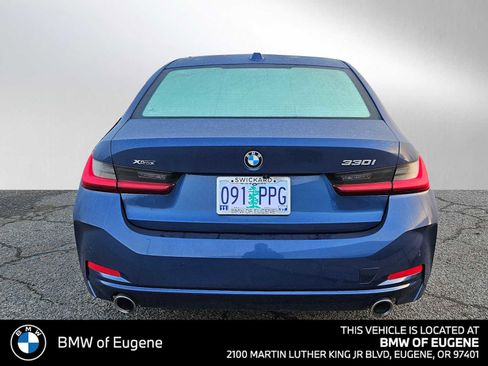Used 2023 BMW 330i xDrive Sedan w/ Parking Assistance Package AWD/4WD image 4