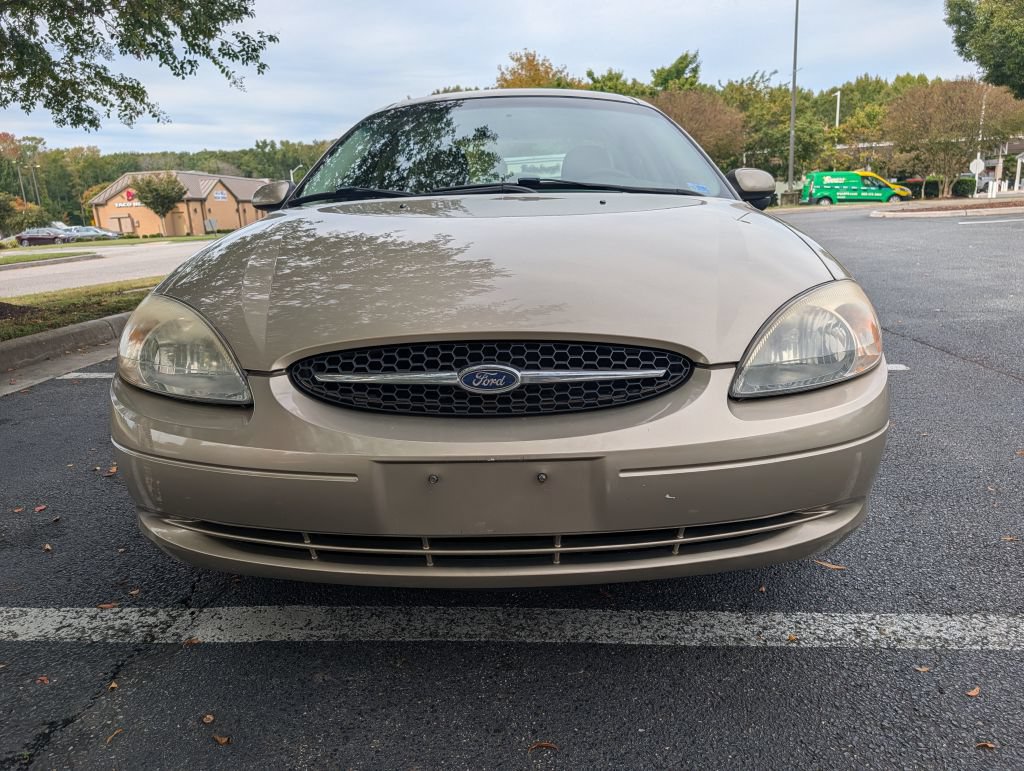 Used 2001 Ford Taurus SES FWD image 8