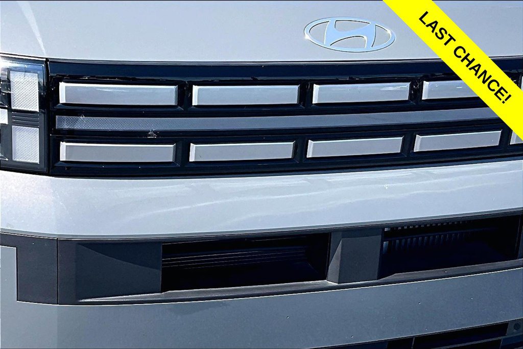 Used 2025 Hyundai Santa Fe SEL AWD/4WD image 29