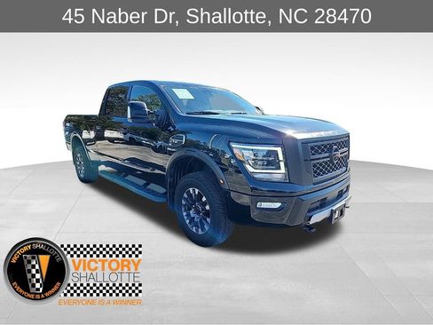 Used 2024 Nissan Titan PRO-4X w/ Pro-4x Convenience Package image 1