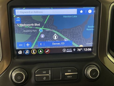 Used 2021 Chevrolet Silverado 1500 High Country w/ Technology Package image 19