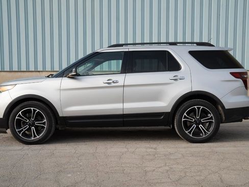 Used 2014 Ford Explorer Sport w/ Equipment Group 401A image 6