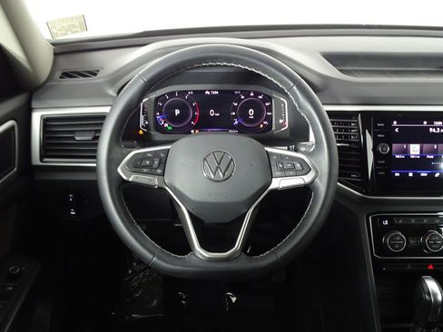 Used 2022 Volkswagen Atlas SE image 24