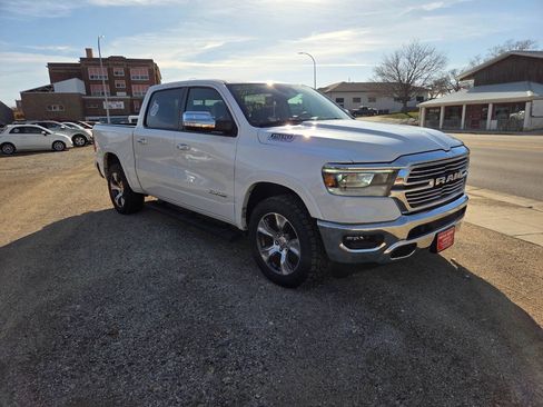 Used 2022 RAM 1500 Laramie AWD/4WD image 21