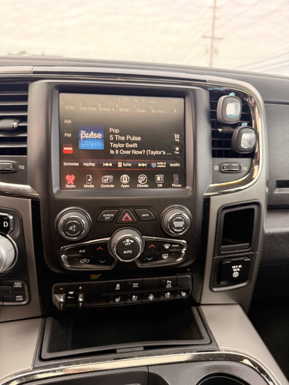 Used 2016 RAM 1500 Sport w/ Sport Premium Group AWD/4WD image 19