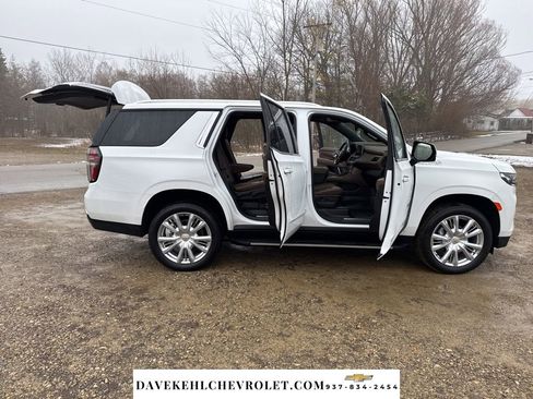 Used 2024 Chevrolet Tahoe High Country image 38