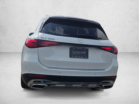 Used 2026 Mercedes-Benz GLC 300 GLC 300 image 7