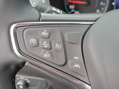 Used 2024 Chevrolet Equinox LT w/ LPO, Floor Liner Package image 12