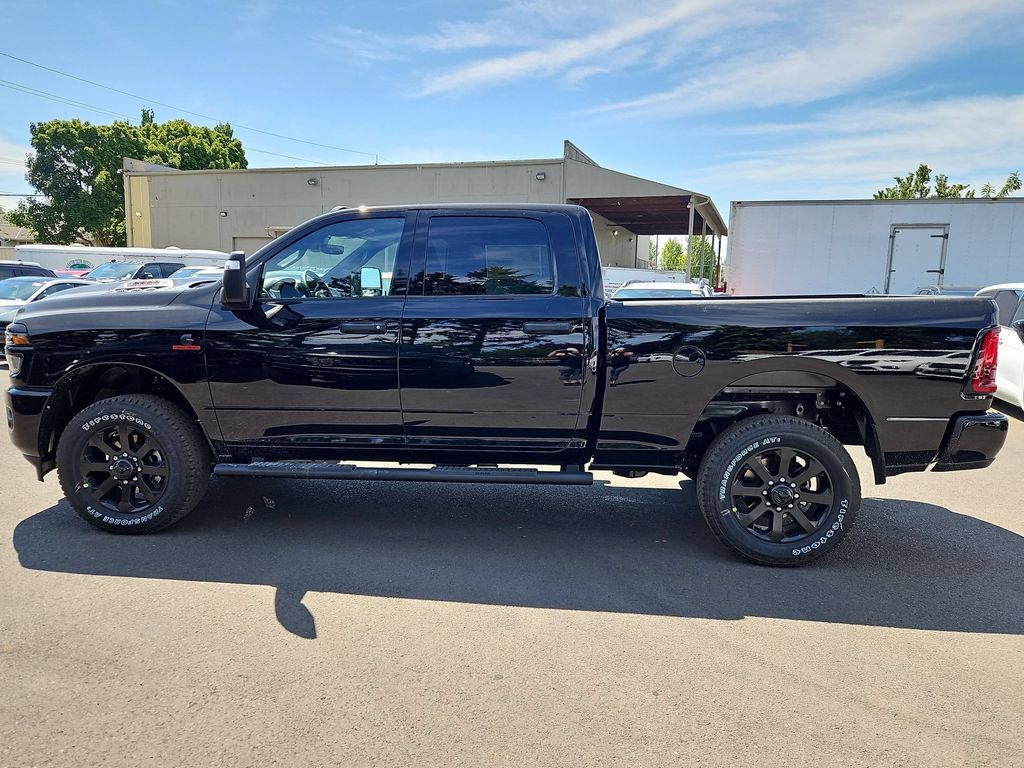 New 2026 RAM 2500 Tradesman AWD/4WD image 4