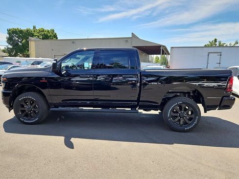 New 2026 RAM 2500 Tradesman AWD/4WD image 4