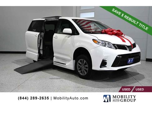 Used 2019 Toyota Sienna LE FWD image 1
