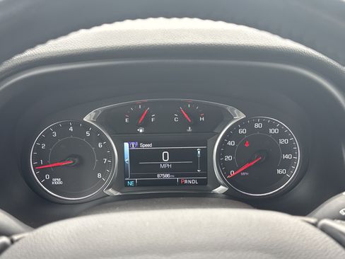 Used 2019 GMC Acadia SLT AWD/4WD image 5