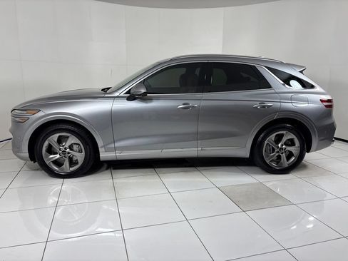 Used 2026 Genesis GV70 2.5T Advanced AWD/4WD image 2