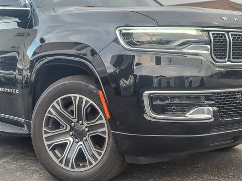 Used 2024 Jeep Wagoneer L 4WD w/ Premium Group I image 3