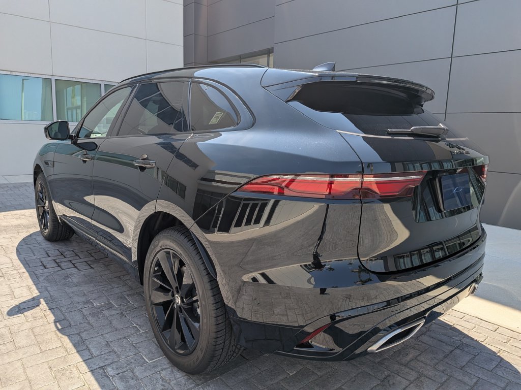 New 2026 Jaguar F-PACE R-Dynamic S AWD/4WD image 3