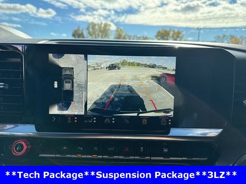 Used 2024 Chevrolet Silverado 1500 High Country w/ Technology Package image 34