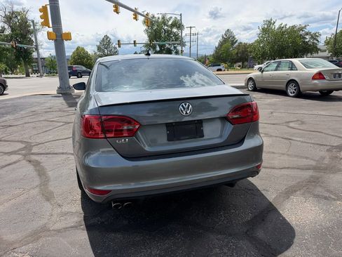 Used 2012 Volkswagen Jetta GLI Autobahn FWD image 6