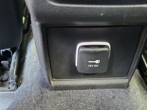 Used 2025 Jeep Compass Trailhawk AWD/4WD image 15