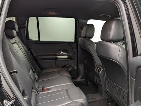 Used 2022 Mercedes-Benz GLB 250 GLB 250 w/ Premium Package Lite image 14