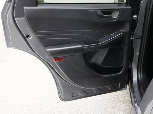 Used 2025 Ford Escape Active AWD/4WD image 25