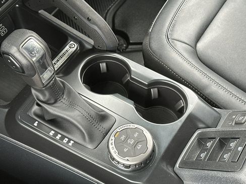 New 2026 Ford Bronco Badlands AWD/4WD image 22