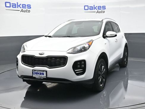 Used 2018 Kia Sportage EX w/ EX Sport Appearance Package image 4