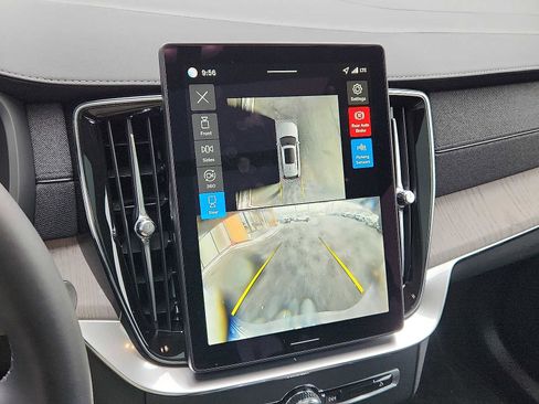 Used 2026 Volvo XC90 B6 Ultra w/ Protection Package Premier image 16