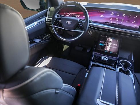 Used 2026 Cadillac Escalade Sport w/ LPO, ONYX Package image 28