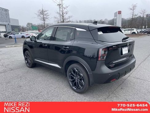 New 2026 Nissan Kicks SR w/ SR Premium Package FWD image 4