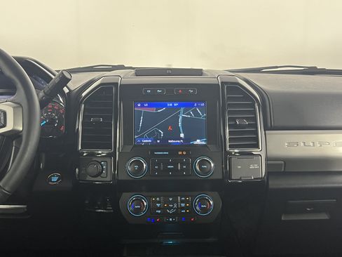 Used 2021 Ford F250 Lariat AWD/4WD image 17