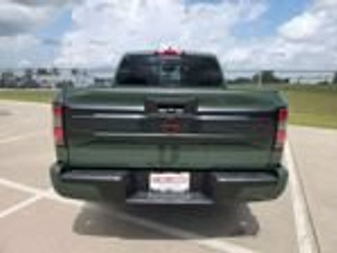 Used 2025 Nissan Frontier Pro-X RWD image 7