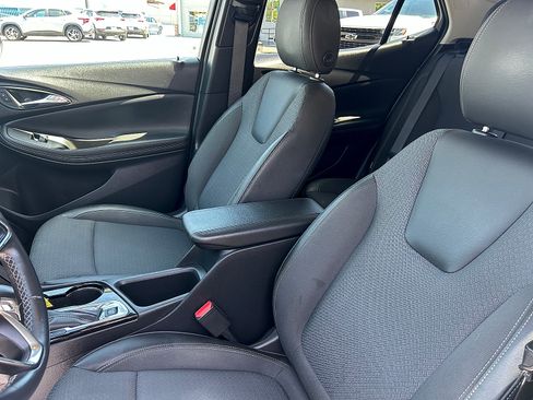 Used 2023 Buick Encore GX Select w/ Sport Touring Package FWD image 10