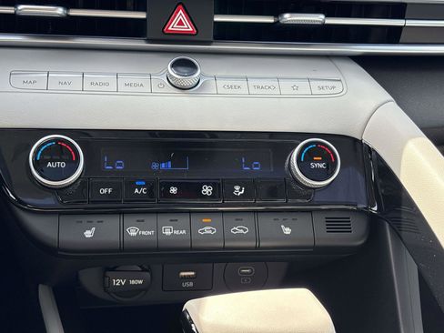 New 2026 Hyundai Elantra Limited FWD image 13