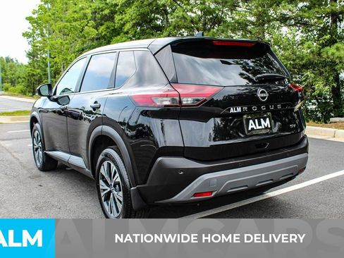 Used 2023 Nissan Rogue SV FWD image 5