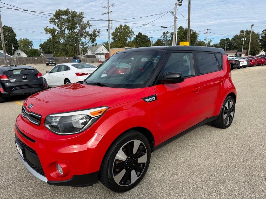 Used 2017 Kia Soul + w/ Designer's Package FWD image 5