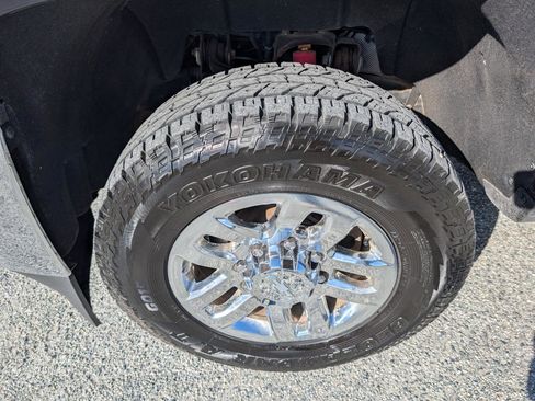 Used 2015 Chevrolet Silverado 2500 LTZ w/ LTZ Plus Package AWD/4WD image 9
