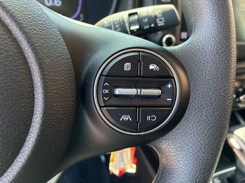 Certified 2025 Kia Soul LX FWD image 26