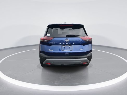 Used 2023 Nissan Rogue S image 7