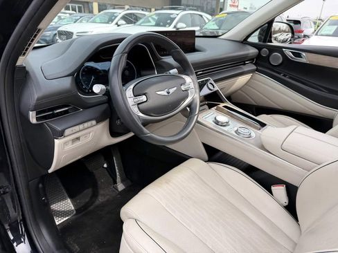 Used 2023 Genesis GV80 2.5T w/ Prestige 20" Package image 13
