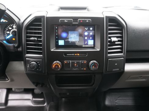 Used 2019 Ford F150 XL w/ Equipment Group 101A Mid AWD/4WD image 18