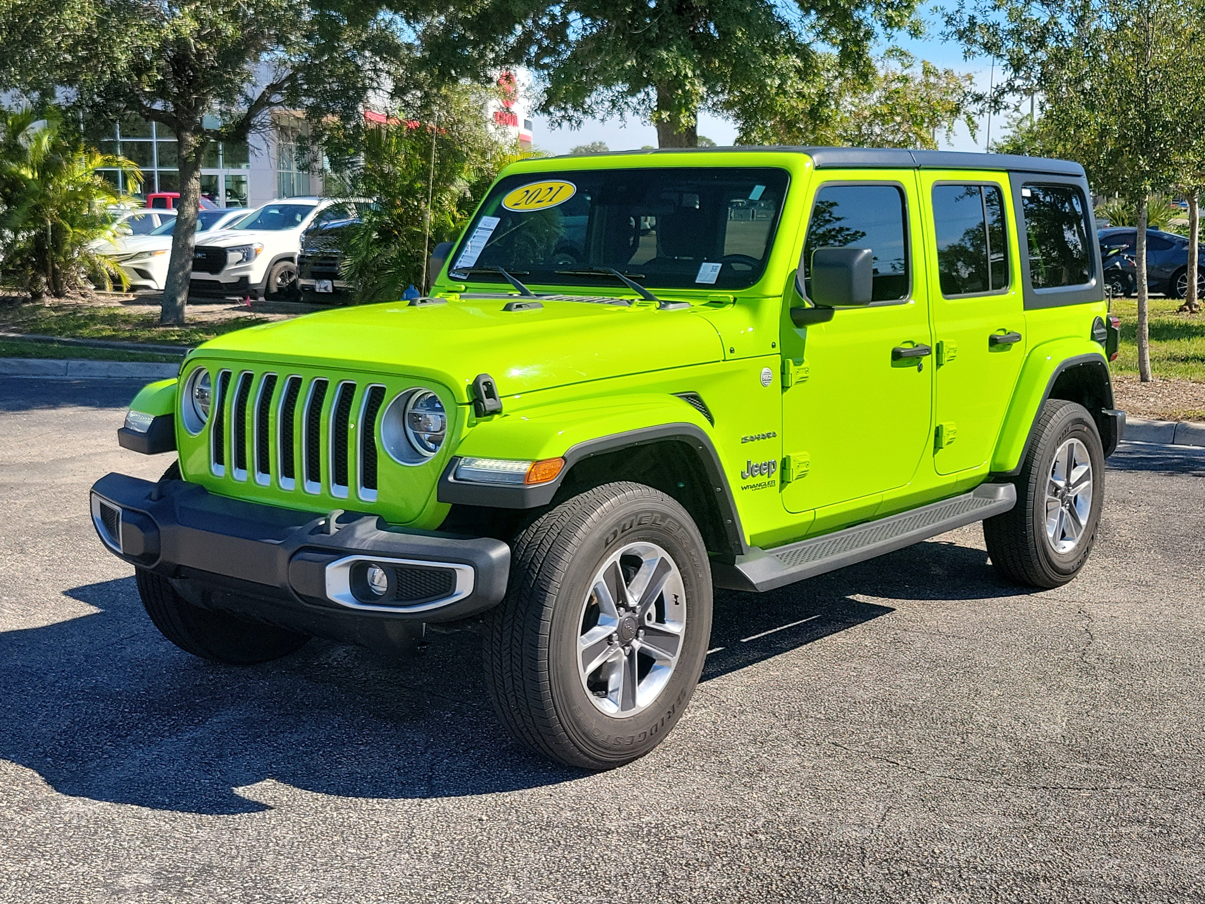 Used 2021 Jeep Wrangler Unlimited Sahara w/ LED Lighting Group AWD/4WD image 4