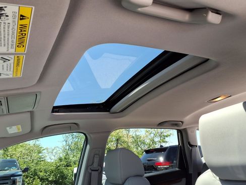 Used 2022 Honda CR-V EX-L image 27