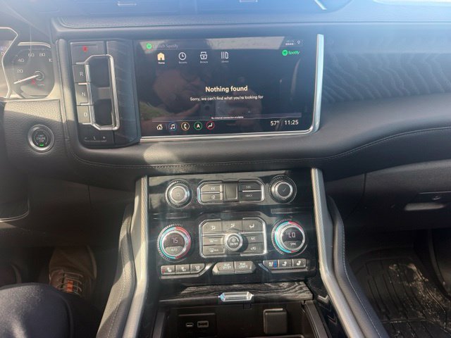 Used 2021 GMC Yukon Denali w/ Denali Ultimate Package AWD/4WD image 15