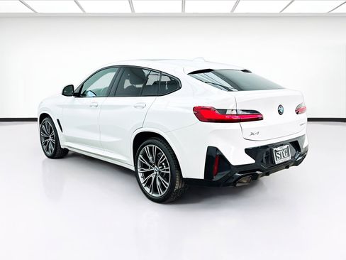 Used 2023 BMW X4 xDrive30i w/ M Sport Package image 6