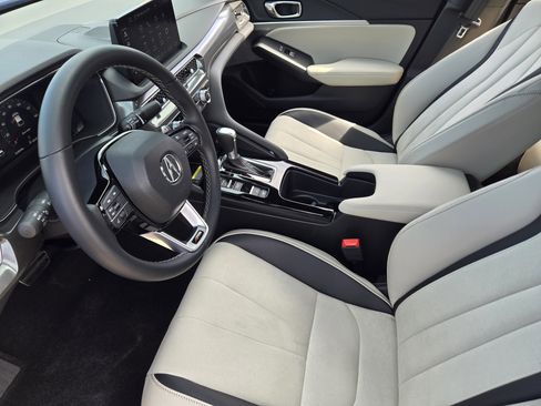 Certified 2025 Acura Integra A-Spec image 13