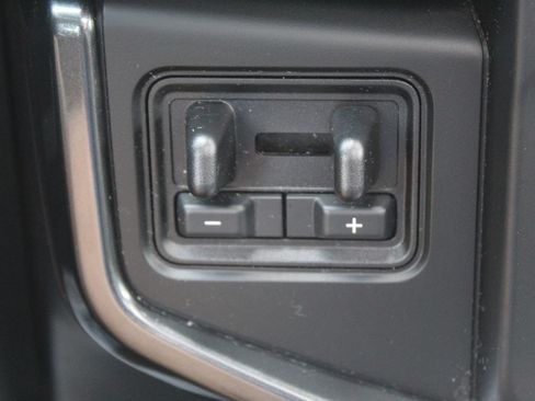 Used 2023 Ford Expedition Limited AWD/4WD image 29
