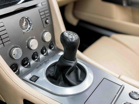 Used 2006 Aston Martin DB9 Volante RWD image 62