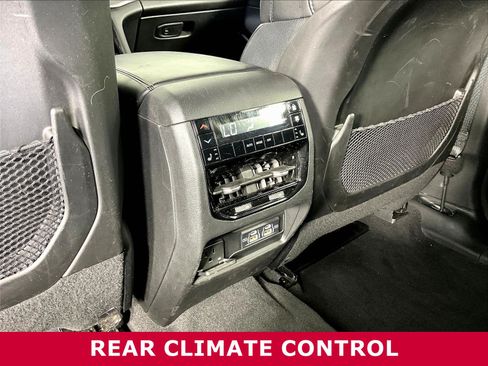 Used 2021 Jeep Grand Cherokee L Limited AWD/4WD image 10