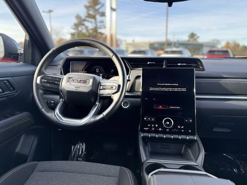 Used 2025 GMC Terrain Elevation image 13