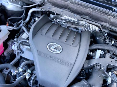 Used 2023 Lexus RX 350 Premium image 32